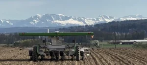 Farmdroid in field